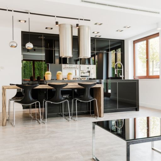 open-kitchen-with-high-gloss-cabinets